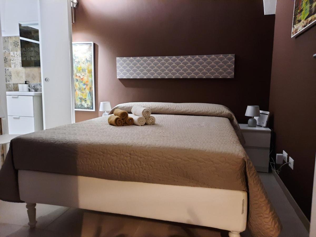 Zia Nenne Holiday Rooms Monopoli Exterior foto